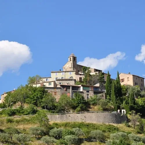 Tur Provence Terbaik