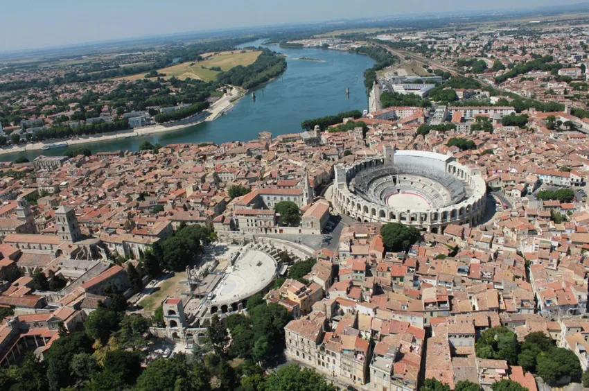 Visit Arles 4