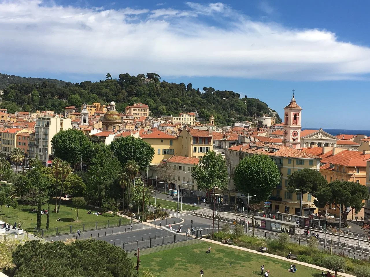 Nice Tour Guide - Image 7