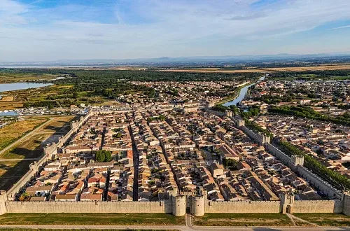 Aigues-Mortes tour guide